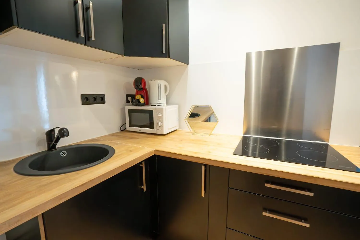 Grand Studio Loft Bien Equipe A Paris 15 - 2P - Flat-Guest Γαλλία